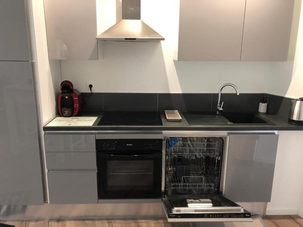 Logement A Brive Proche Centre-Ville Et Campagne - Climatisation, Wifi, Coin Exterieur Et Parking Prives المظهر الخارجي الصورة